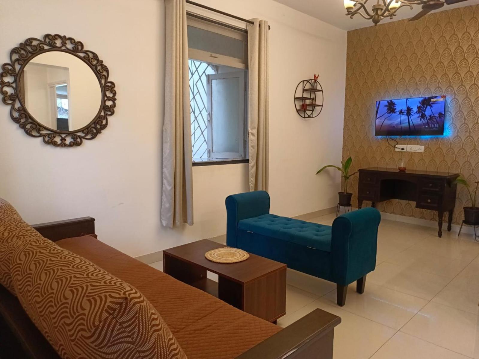 Poolside - Bliss By The Pool Candolim Goa Apartment *